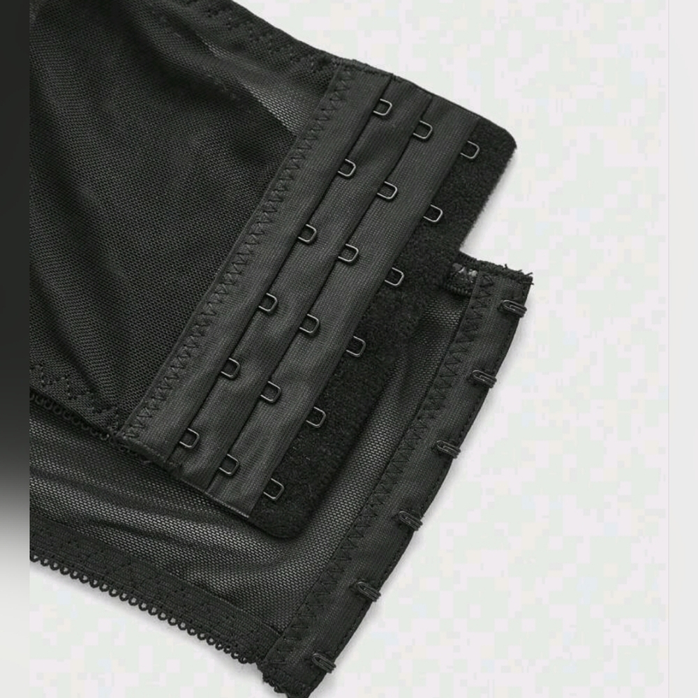 Elegant Black and Gold Embroidered Bustier - Picture 3 of 5